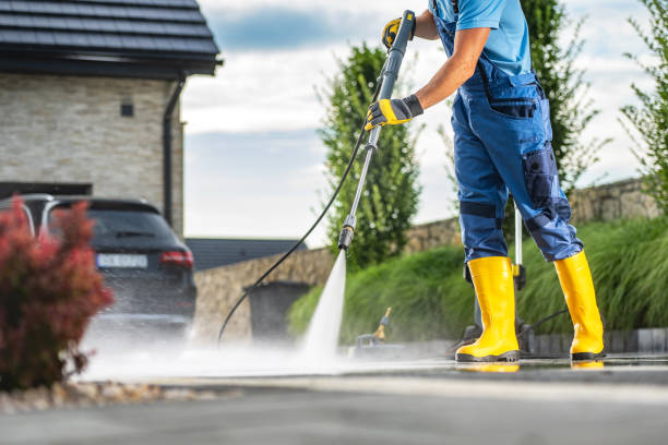 Best Garage Pressure Washing  in Hebron, KY